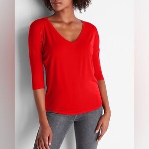 Express Relaxed V-Neck Three Quarter Sleeve London Tee Size Large
